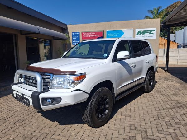 2015 Toyota Land Cruiser