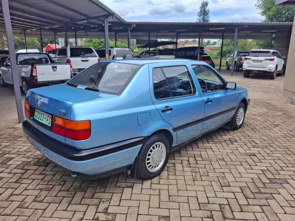 1993 Volkswagen Jetta photograph 4